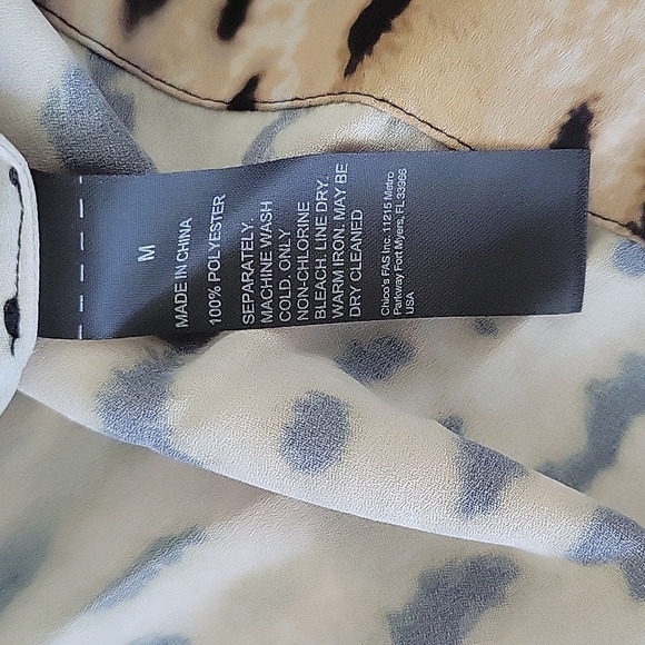 Chico's Black Label Chiffon Animal Print Scarf Blouse NWT Size M - Picture 10 of 12